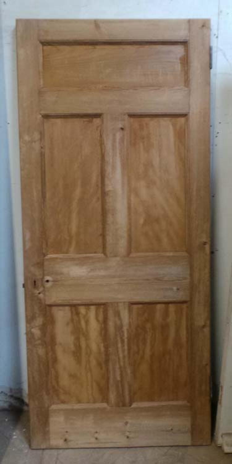 DB0477 A LOVELY VICTORIAN PINE PANELLED DOOR