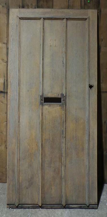 DE0675 STUNNING EDWARDIAN ARTS & CRAFTS OAK FRAMED PLANKED DOOR