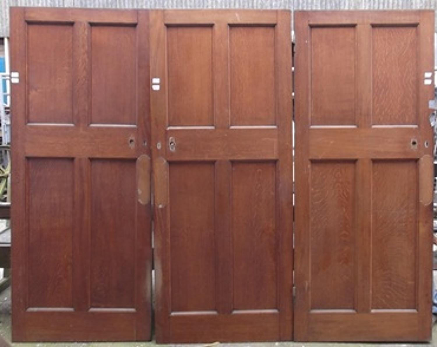 DI0331 3 Good Quality Solid Oak, Early Edwardian Arts & Crafts Doors