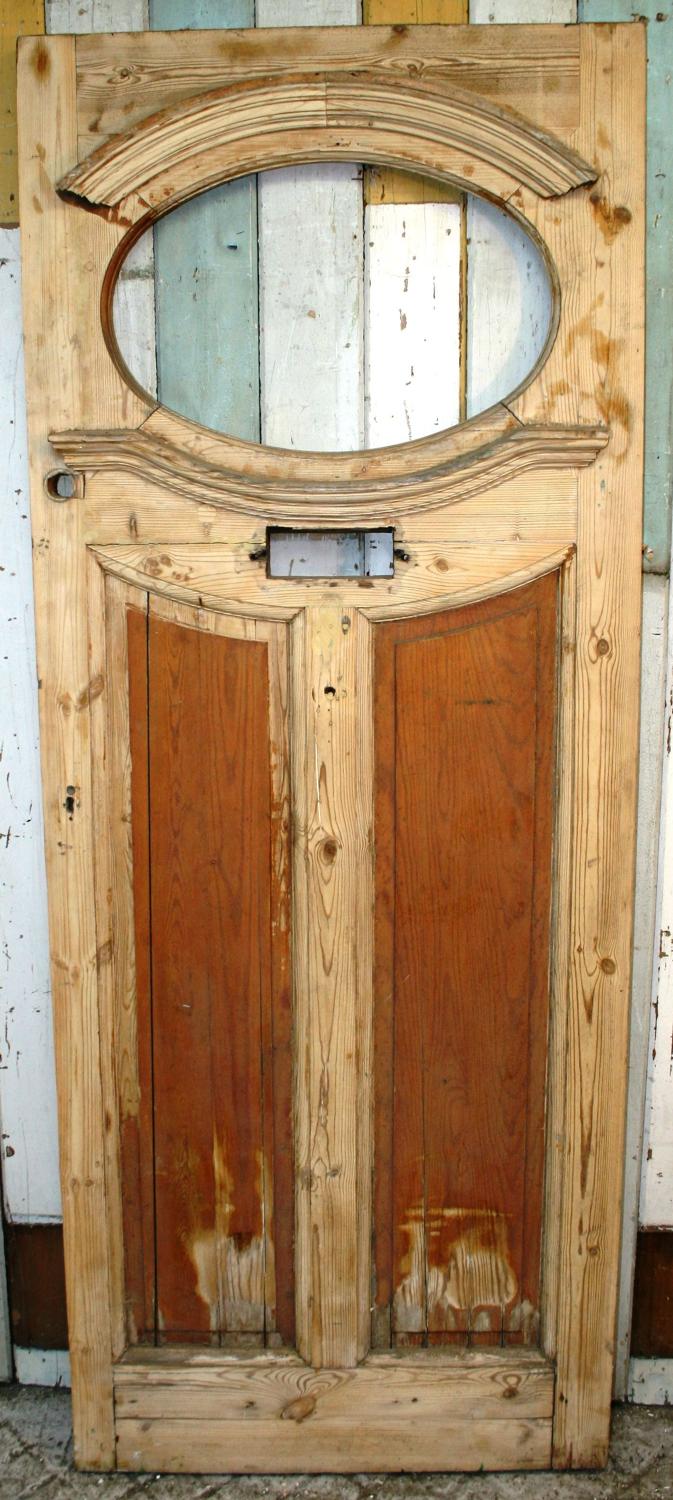 DE0371 An Elegant Edwardian Pine Front Door with Nice Details