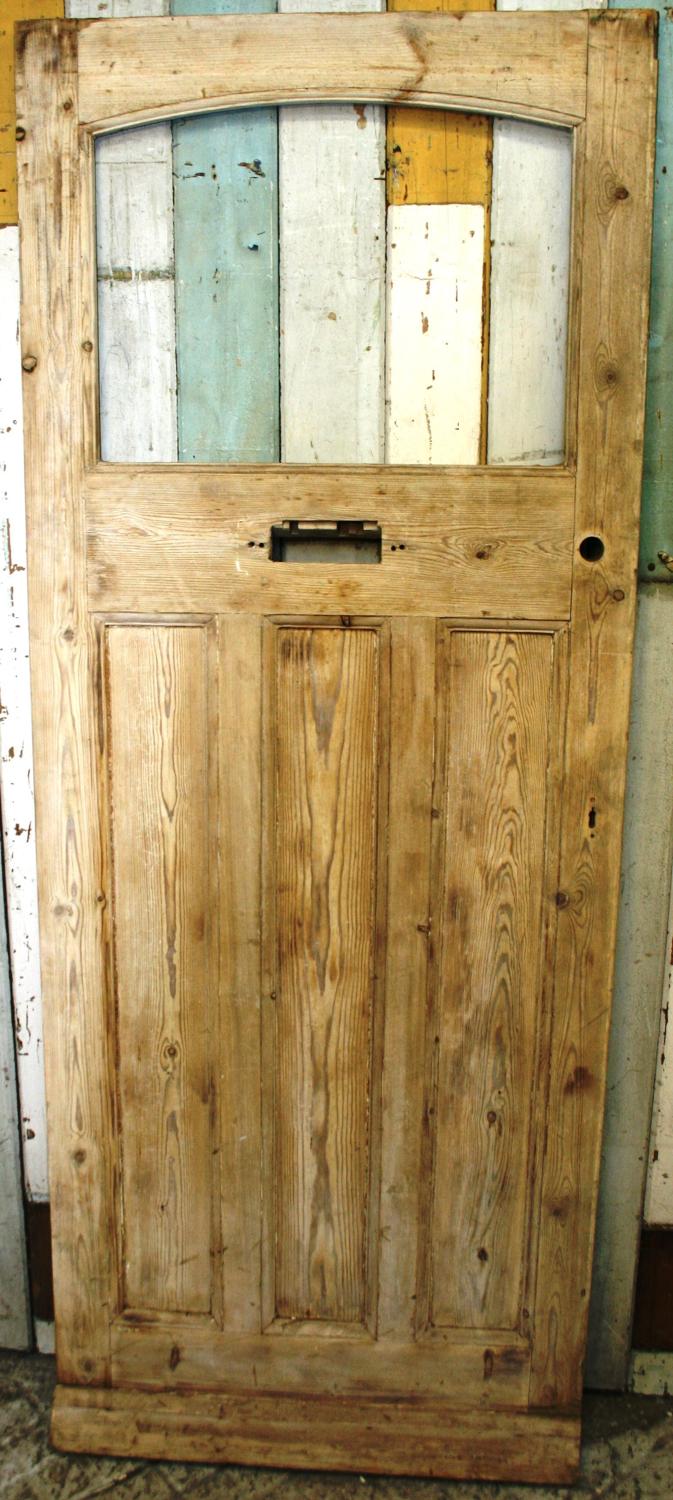 DE0767 An Elegant Edwardian Pine Front Door