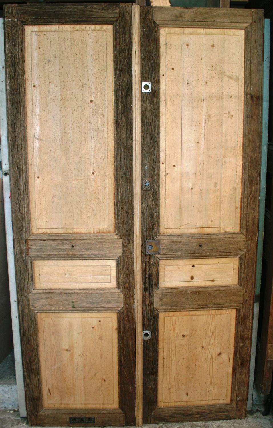 DP0234 A Pair of Victorian Oak and Pine Doors from France