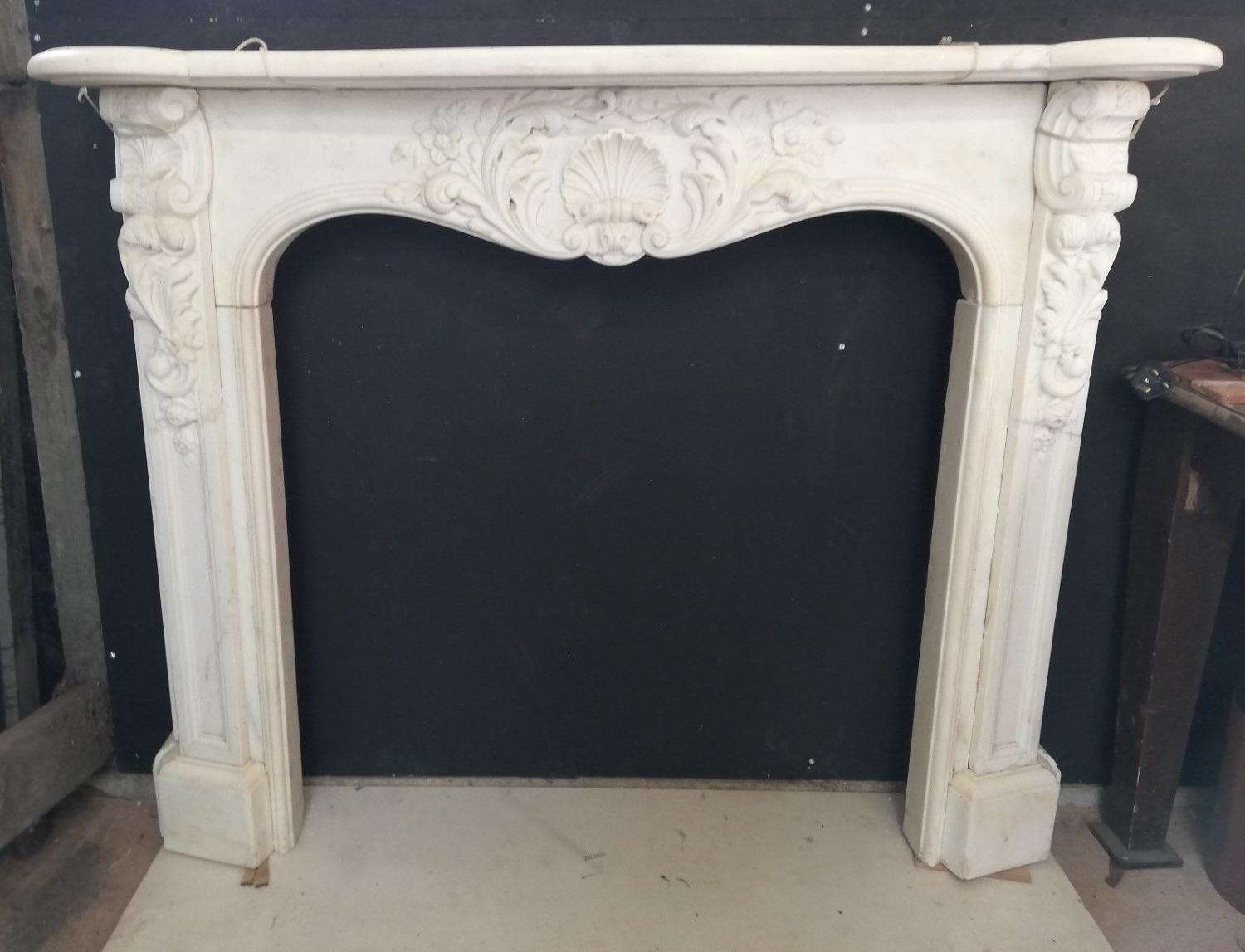 FS0043 BEAUTIFUL ANTIQUE FRENCH WHITE MARBLE FIRE SURROUND