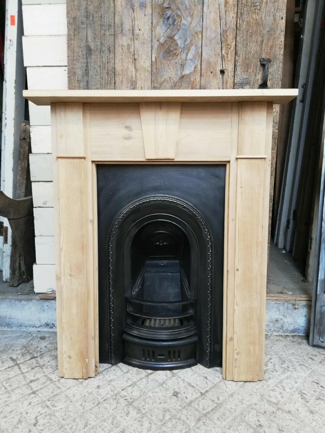 FS0058 RECLAIMED PINE FIRE SURROUND WITH VICTORIAN CAST IRON INSERT