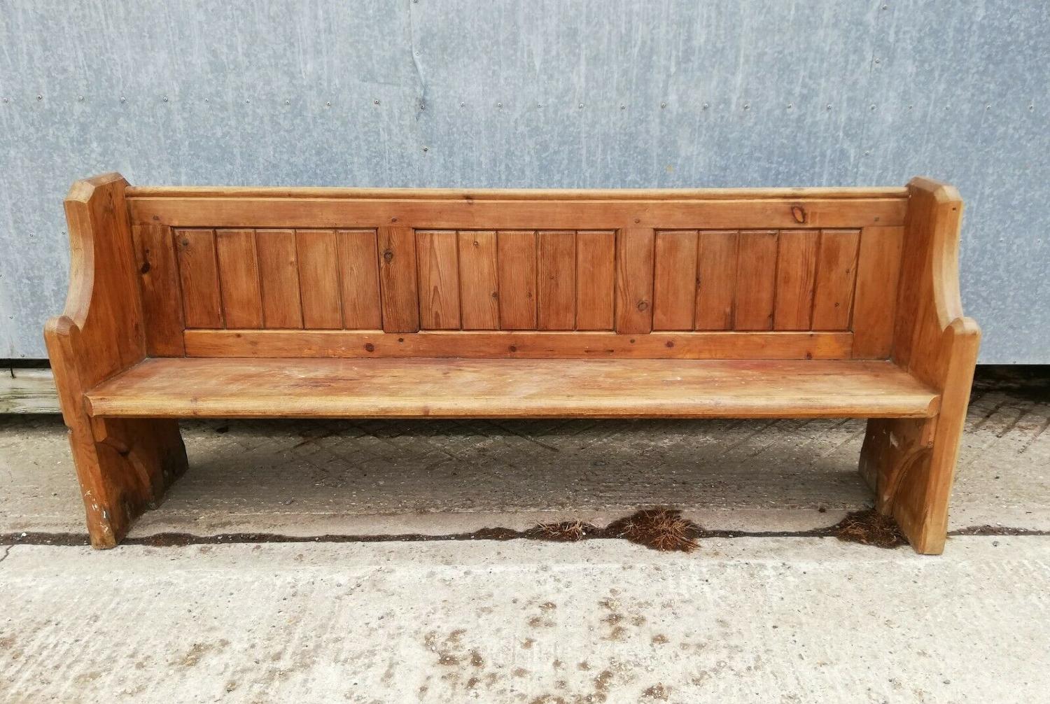 M1278 A RECLAIMED ANTIQUE PINE CHURCH PEW / BENCH