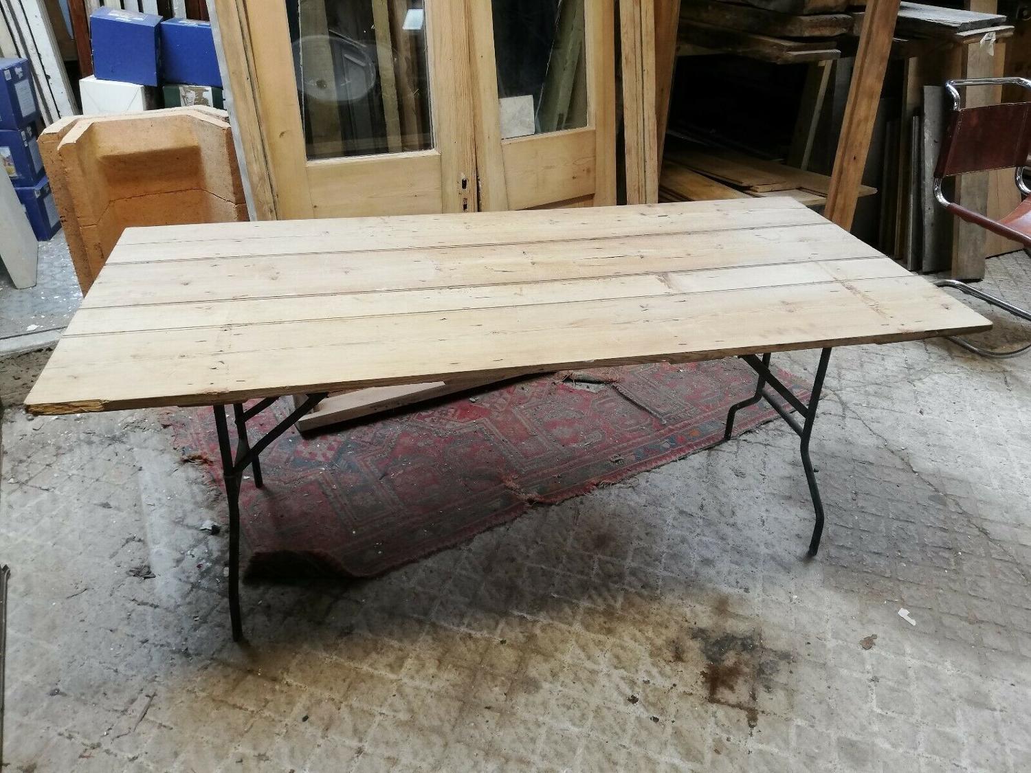 M1314 RECLAIMED RUSTIC PINE PLANK FOLDING TABLE WITH METAL BASE