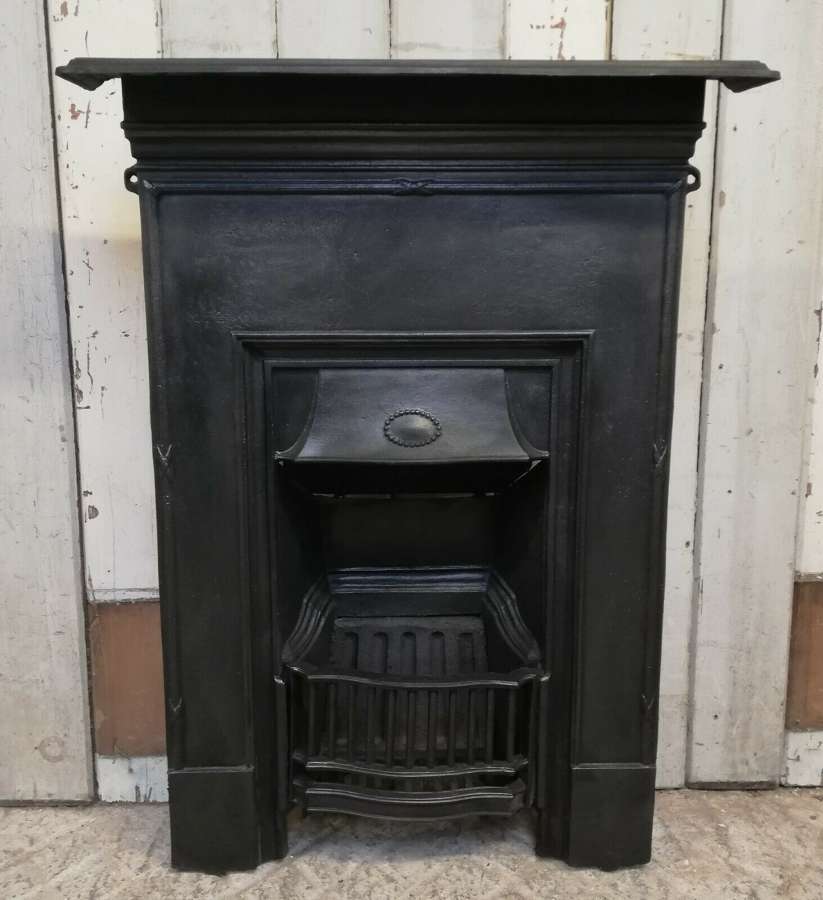 FC0064 AN ATTRACTIVE EDWARDIAN CAST IRON COMBINATION BEDROOM FIRE