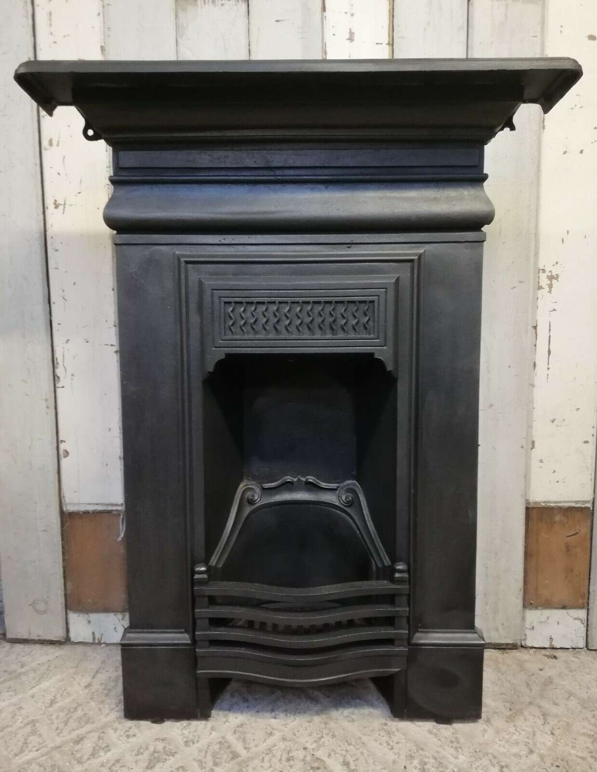 FC0065 AN ATTRACTIVE VICTORIAN CAST IRON COMBINATION FIRE
