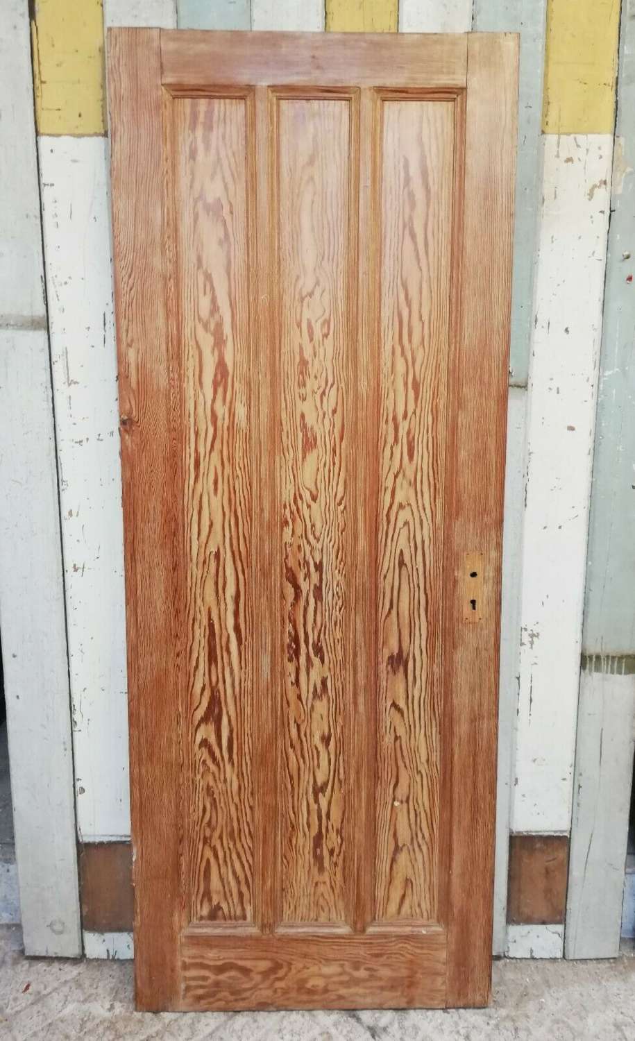 DI0700 A RECLAIMED PITCH PINE ARTS AND CRAFTS INTERNAL DOOR