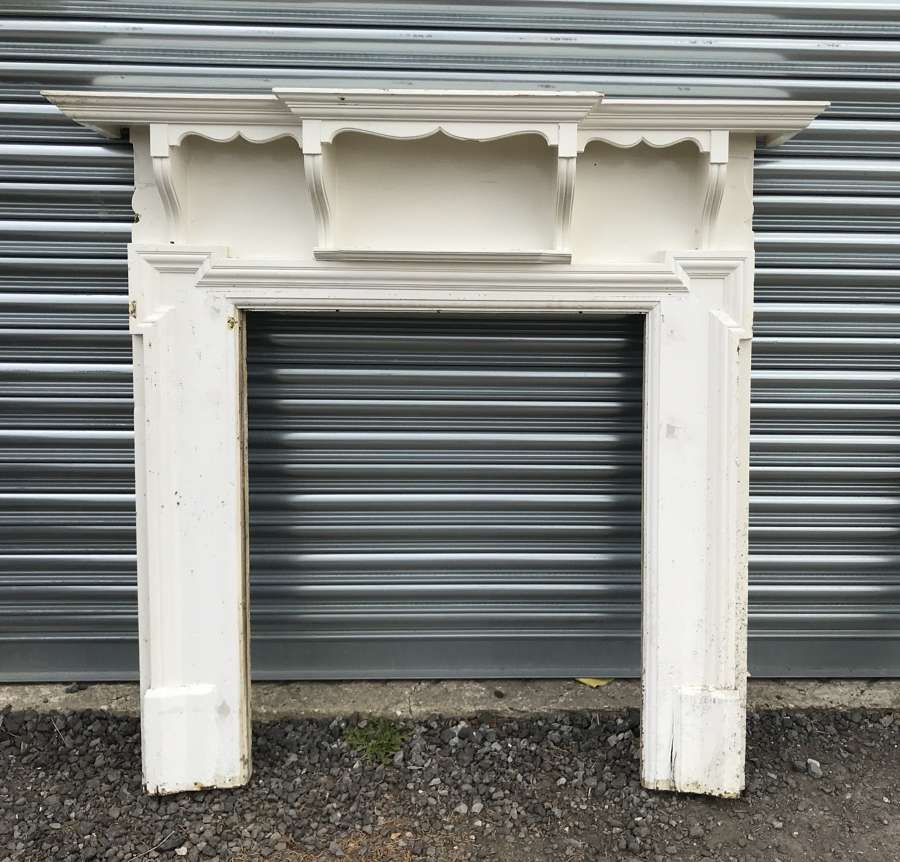 FS0108 A PRETTY PAINTED ANTIQUE RECLAIMED EDWARDIAN FIRE SURROUND