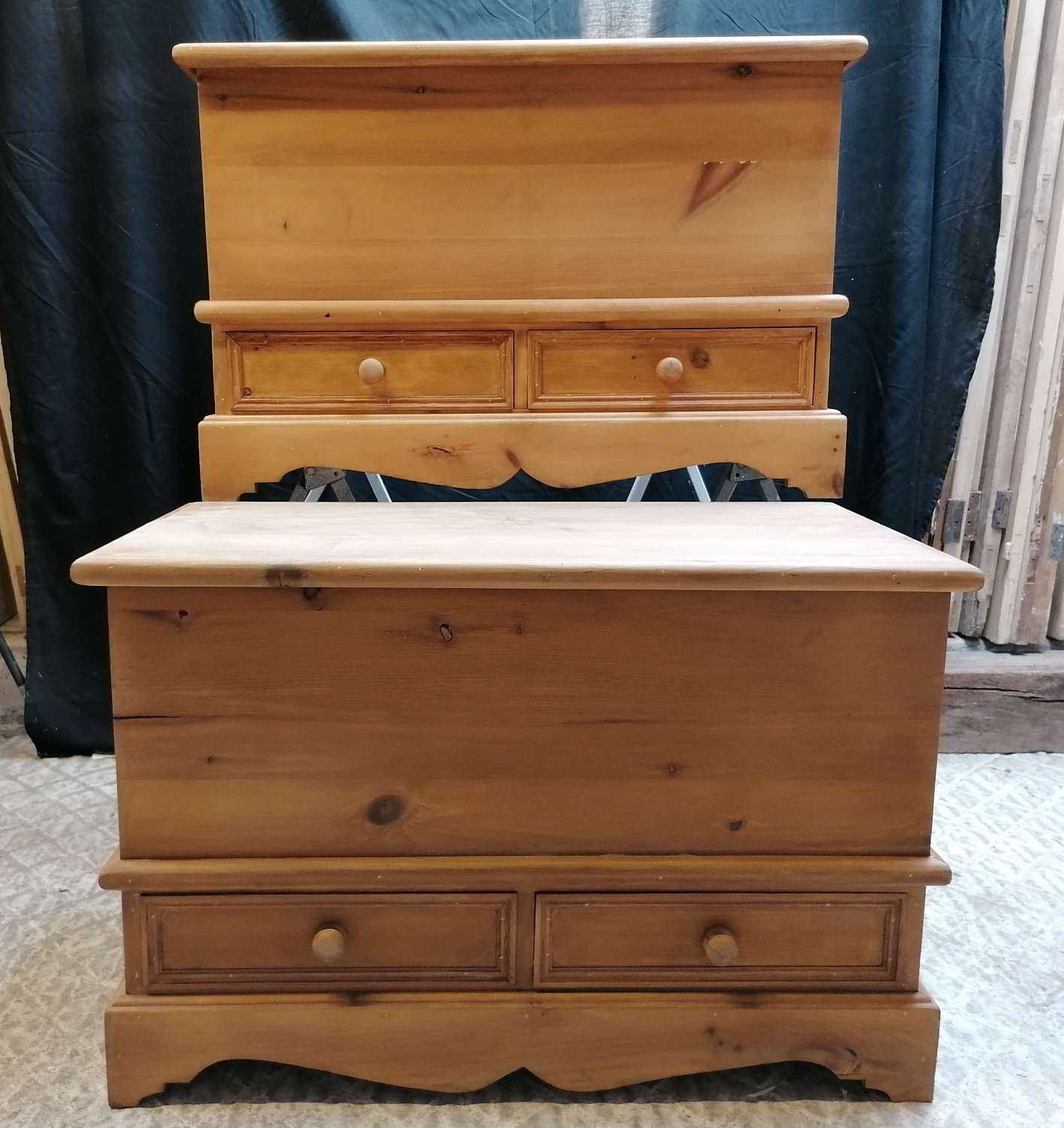 M1407 A PAIR OF RECLAIMED BEDROOM BLANKET BOXES / TRUNKS / CHESTS
