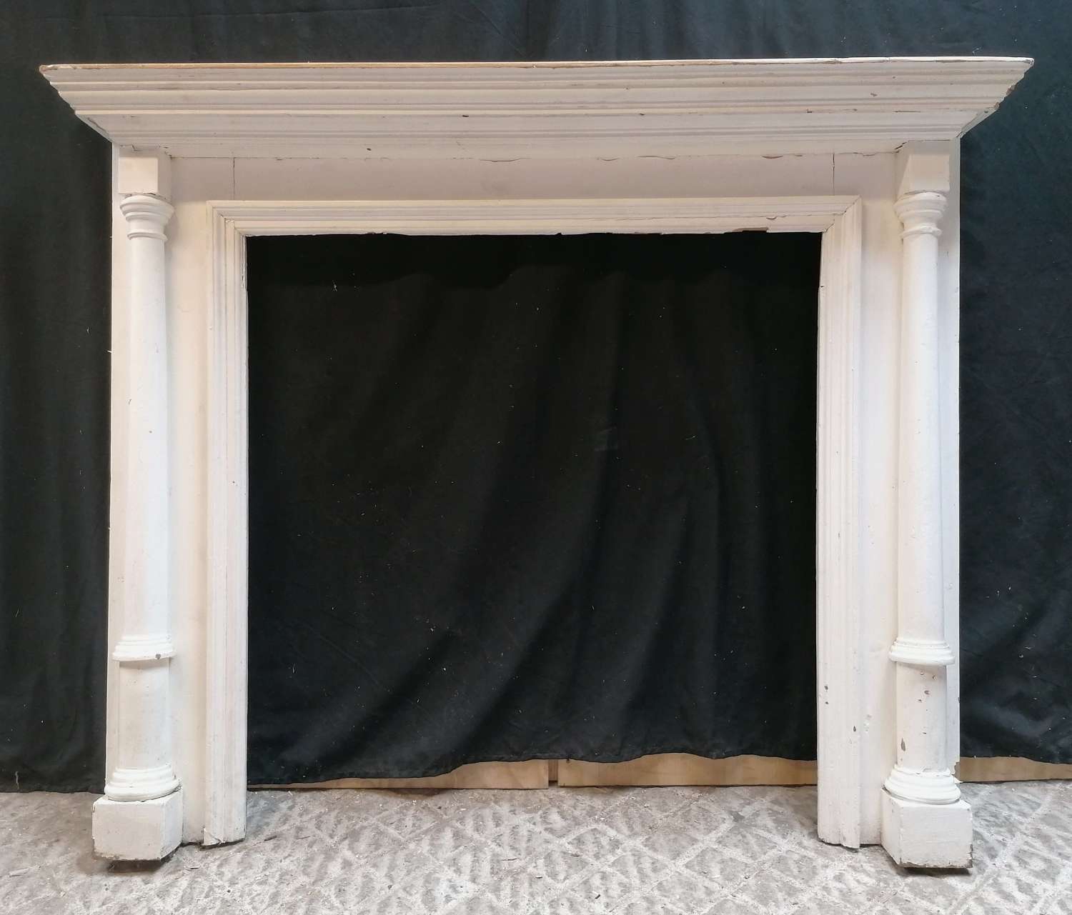 FS0158 A LARGE DECORATIVE RECLAIMED PAINTED PINE FIRE SURROUND