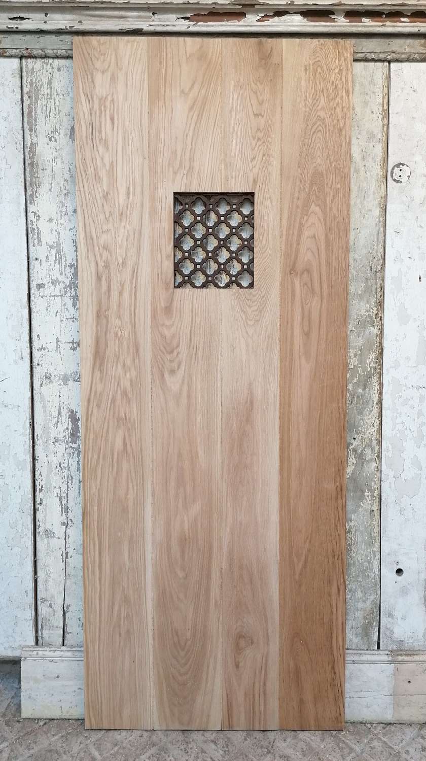 DI0758 RECLAIMED OAK PLANK COTTAGE INTERNAL DOOR WITH CAST IRON GRILL