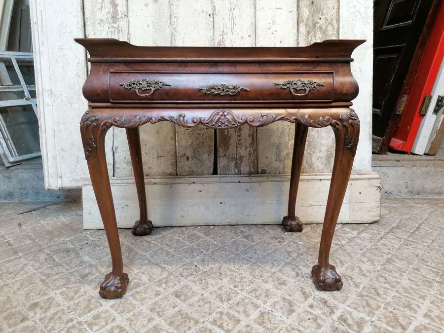 M1574 A SMALL VINTAGE CARVED WALNUT TABLE