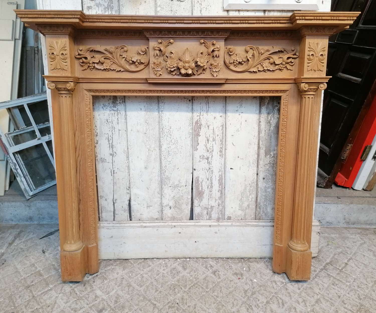 FS0179 A RECLAIMED LARGE DECORATIVE PINE FIRE SURROUND