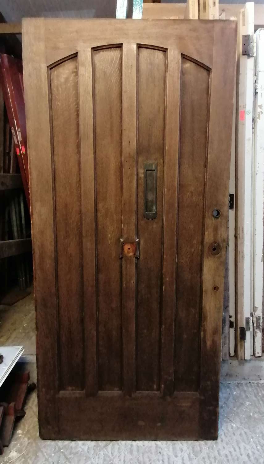 DE0917 A LARGE RECLAIMED EXTERNAL OAK COTTAGE DOOR
