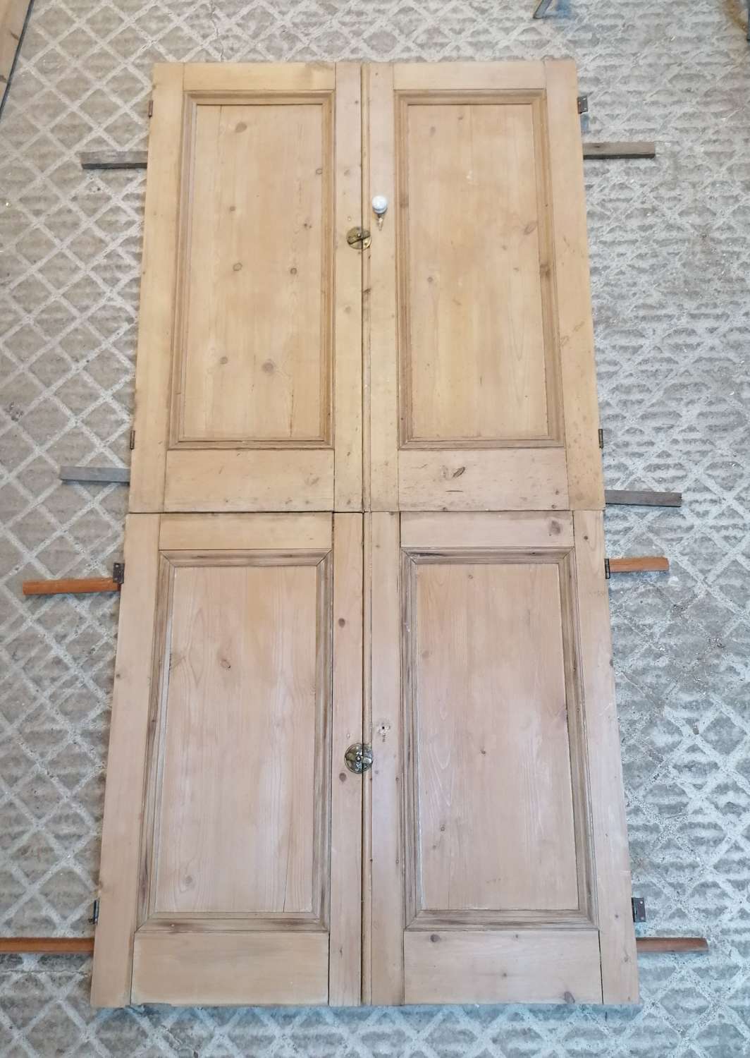 CS0075 A SET OF FOUR RECLAIMED VICTORIAN STRIPPED PINE CUPBOARD DOORS