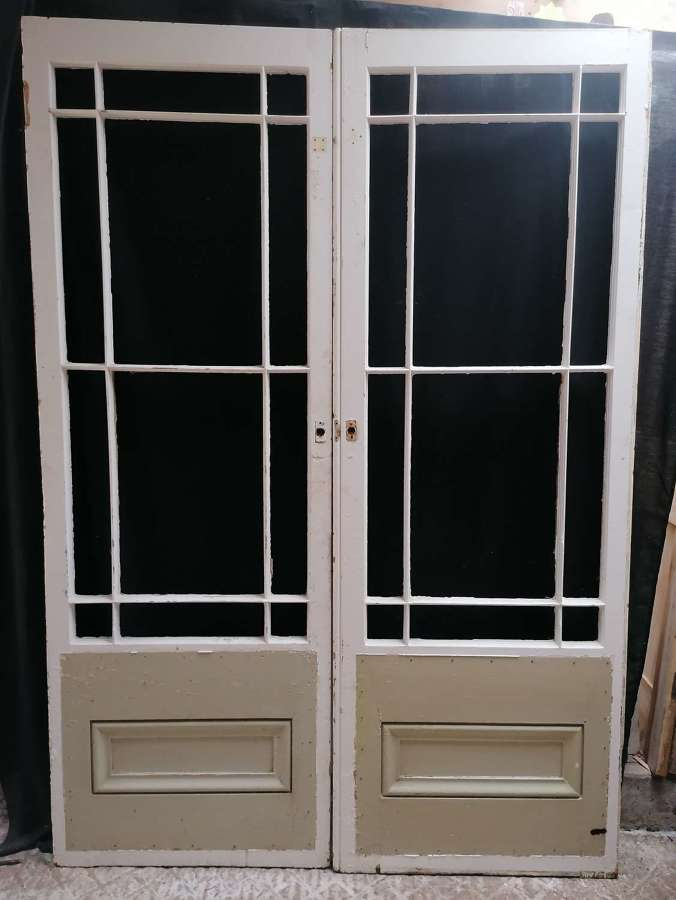 DP0368 A PAIR OF VICTORIAN CARDIFF DOORS FOR GLAZING