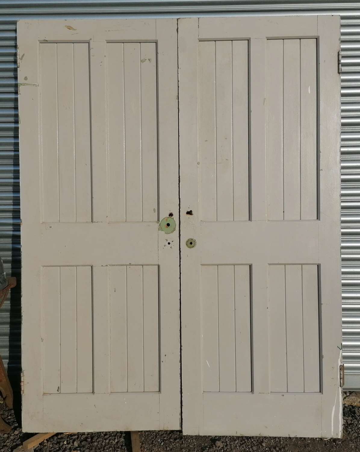 DP0385 A PAIR OF RECLAIMED ARTS AND CRAFTS INTERNAL PAINTED PINE DOORS