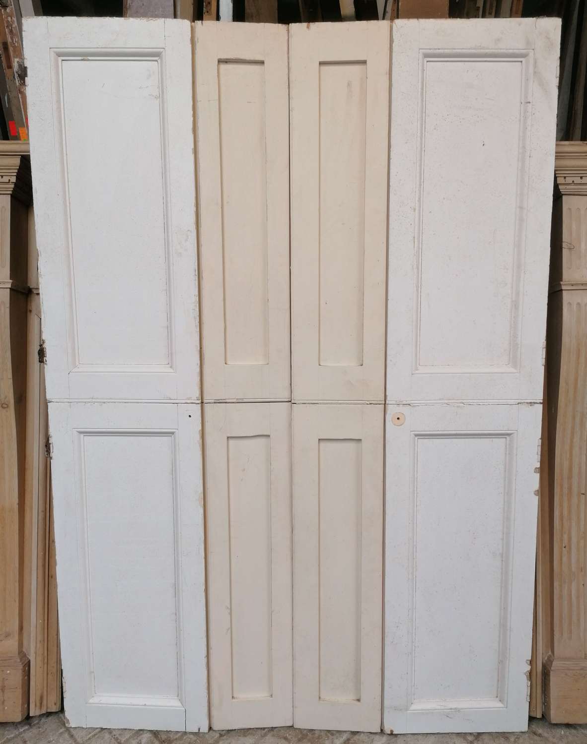 CS0090 A PAIR OF RECLAIMED PAINTED PINE SHUTTERS