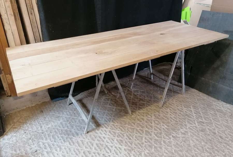 M1656 A RUSTIC BARE OAK PLANKED TABLE TOP TO MAKE 6-8 SEATER TABLE