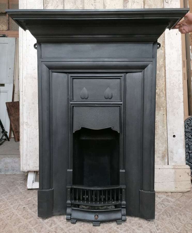 FC0151 RECLAIMED DECORATIVE CAST IRON FIRE FRONT / STOOL / FIRE BACK
