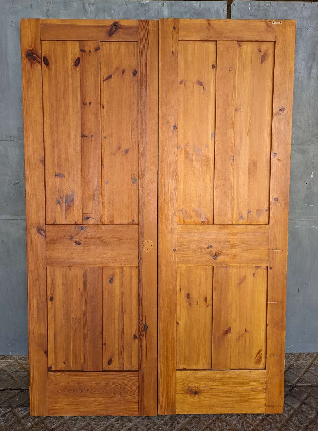 DP0420 TWO RECLAIMED 4 PANEL INTERNAL PINE DOORS FOR USE AS A PAIR