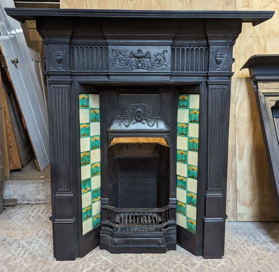 FC0169 ATTRACTIVE RECLAIMED ANTIQUE TILED CAST IRON FIRE, STOOL, BACK