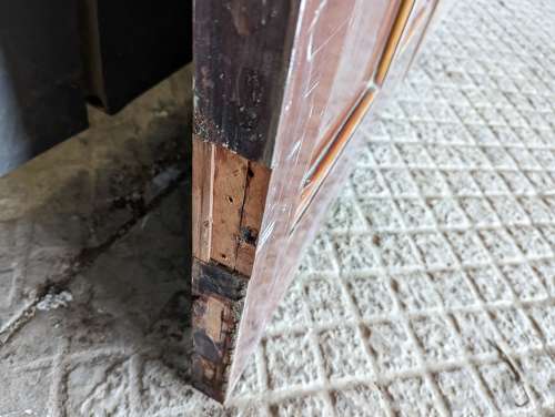 DP0455 TWO RECLAIMED 6 PANEL MAHOGANY INTERNAL DOORS FOR USE AS A PAIR