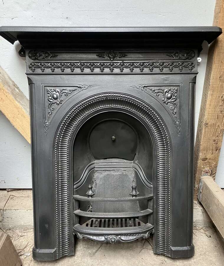 FC0194 A RECLAIMED VICTORIAN DECORATIVE USE ONLY CAST IRON COMBINATION FIRE