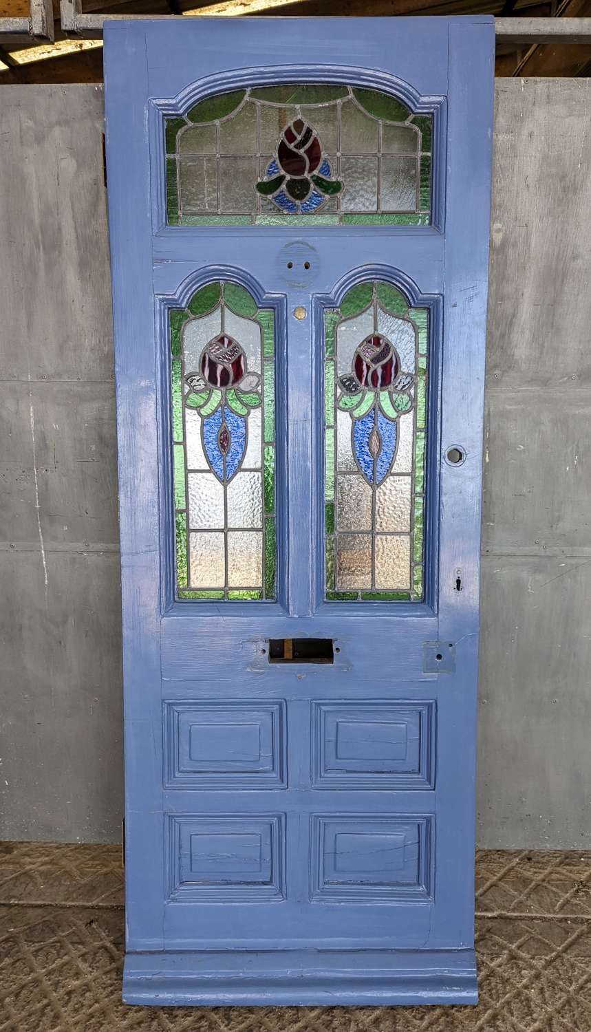 DE0997 RECLAIMED ANTIQUE PINE FRONT DOOR WITH STAINED GLASS