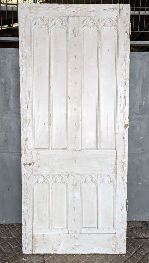 DB0759 A LARGE FINE QUALITY RECLAIMED HAND CARVED GOTHIC PINE DOOR