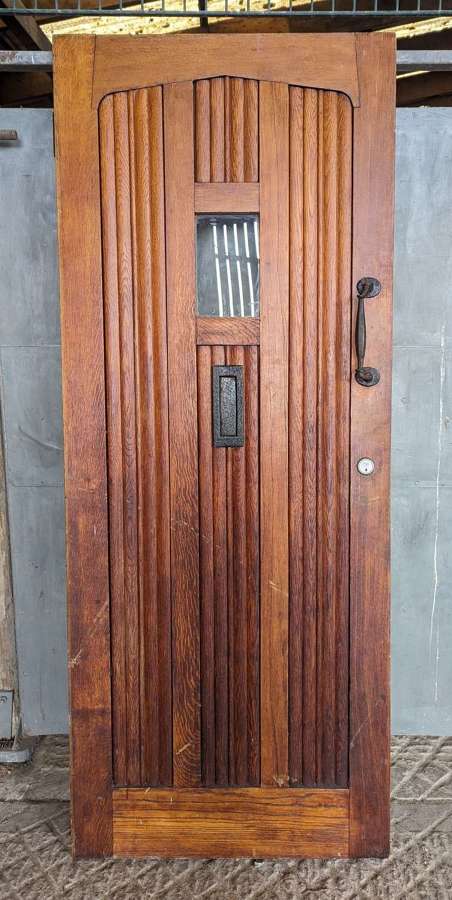 DE1000 A RECLAIMED OAK GOTHIC STYLE FRONT / EXTERNAL DOOR
