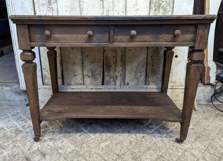 M1914 A RECLAIMED ANTIQUE PITCH PINE CONSOLE TABLE