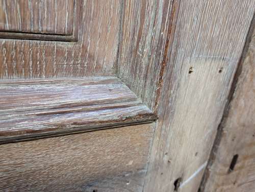DP0498 PAIR OF RECLAIMED SOLID OAK 1 OVER 2 PANEL DOORS C.1910