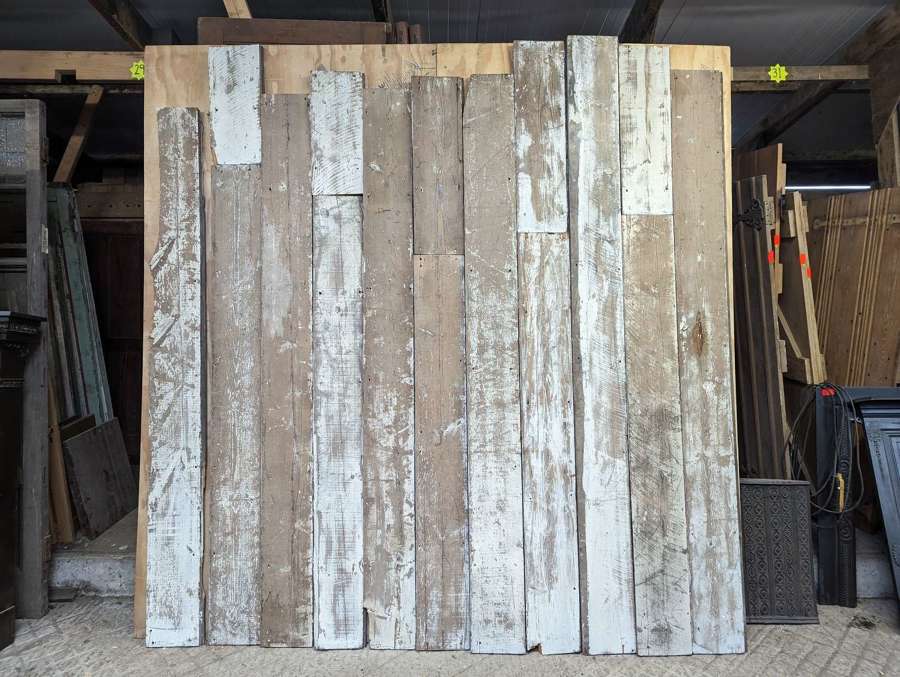 M1950 4.5 SQM RECLAIMED PINE BOARDS FOR PHOTO BACKDROP / PROJECT