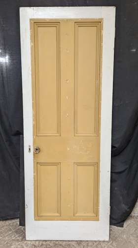 DI0926 A RECLAIMED 4 PANEL PAINTED PINE INTERNAL DOOR