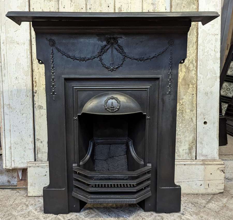 FC0215 A RECLAIMED CAST IRON BEDROOM COMBINATION FIRE C.1900