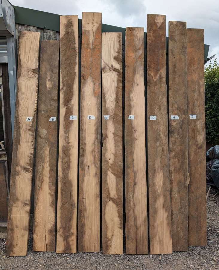 M1983 5 PIECES OF OLD OAK / CHESTNUT FLOORBOARD FLOORING SOLD SEP