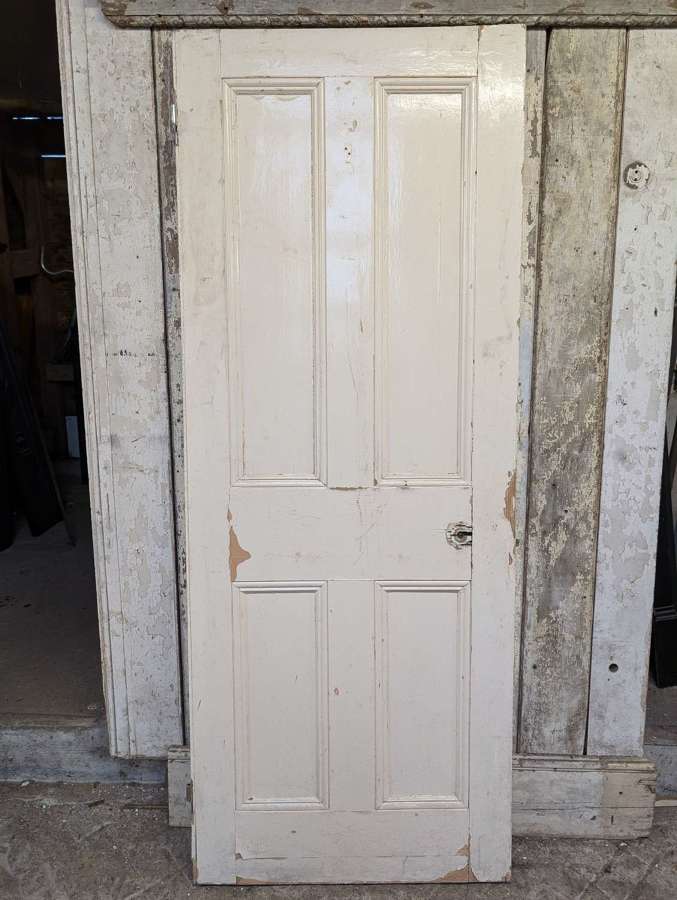 DI0949 A RECLAIMED 4 PANEL PAINTED PINE INTERNAL DOOR