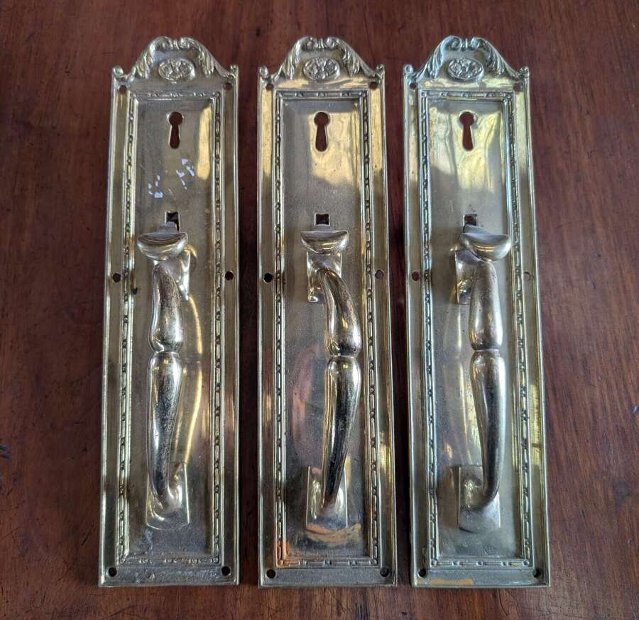 M2061 THREE RECLAIMED HEAVY BRASS THUMB LATCH DOOR PULLS