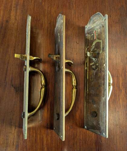 M2061 THREE RECLAIMED HEAVY BRASS THUMB LATCH DOOR PULLS