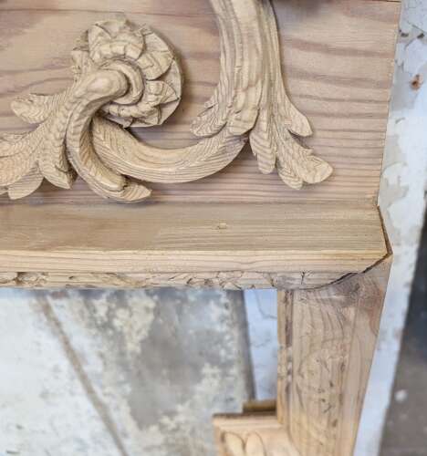 FS0386 AN ELEGANT RECLAIMED VICTORIAN STRIPPED PINE CARVED FIRE SURROUND