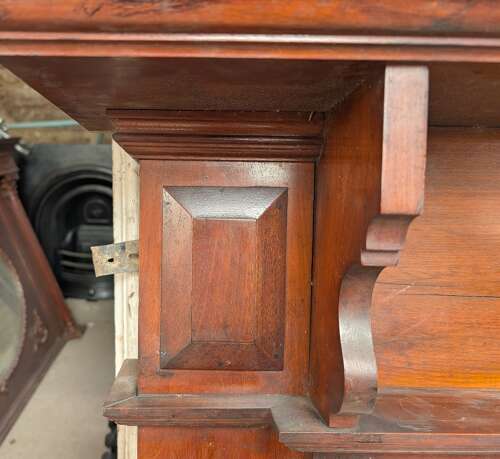 FS0402 AN ELEGANT RECLAIMED ANTIQUE MAHOGANY FIRE SURROUND