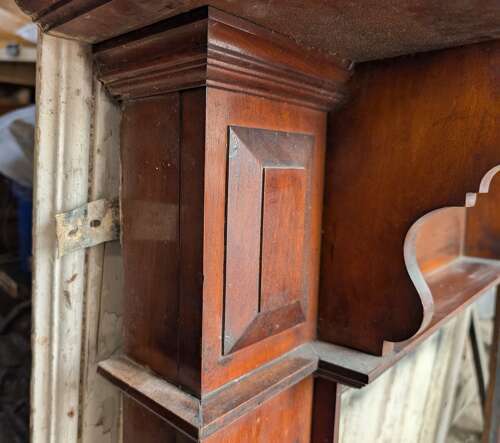 FS0402 AN ELEGANT RECLAIMED ANTIQUE MAHOGANY FIRE SURROUND