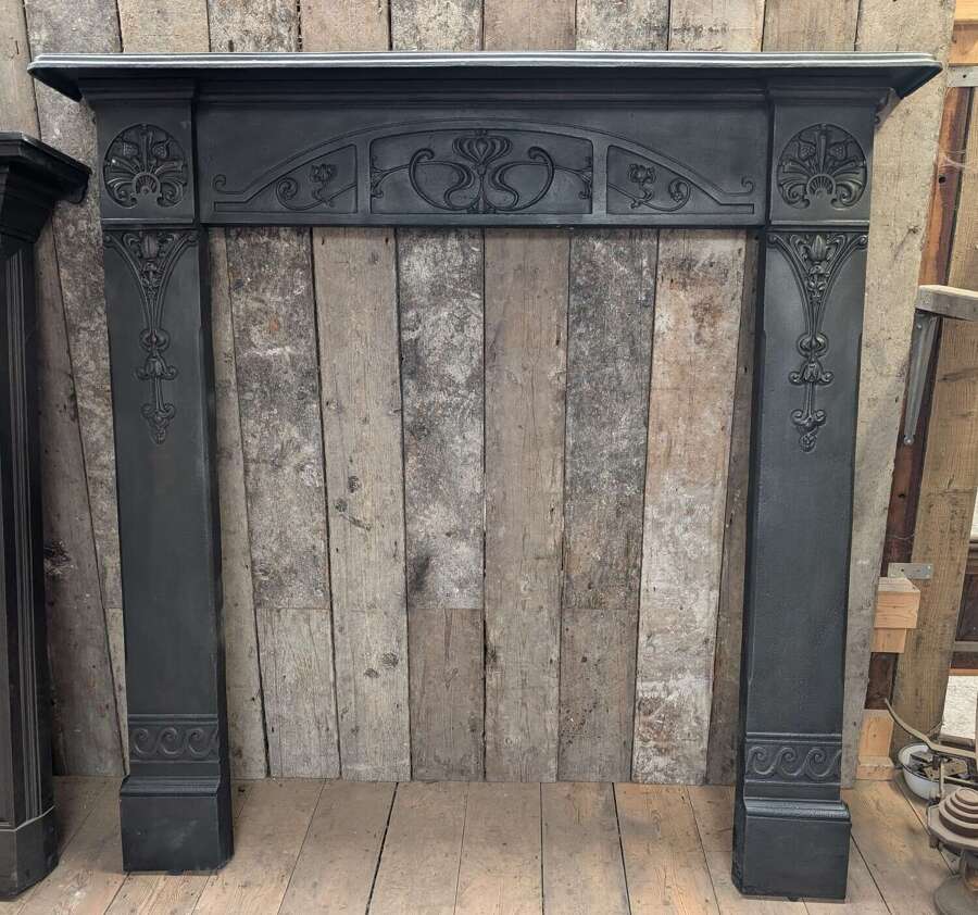 FS0415 A VERY LARGE ELEGANT RECLAIMED ART NOUVEAU CAST IRON FIRE SURROUND