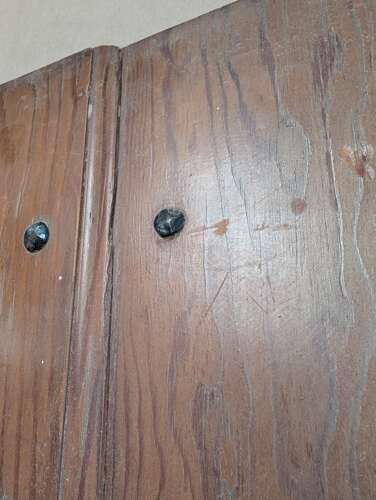 DI0996 A RECLAIMED PITCH PINE INTERNAL PLANK DOOR