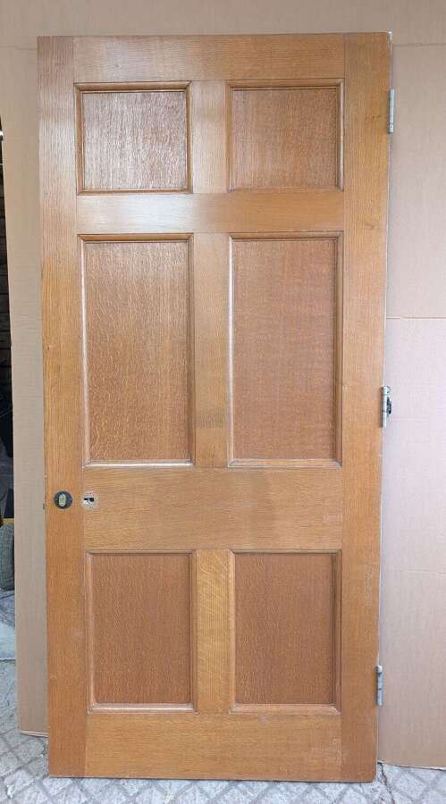 DI1005 A RECLAIMED OAK SIX PANEL DOOR FOR INTERNAL USE