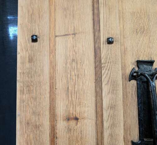 DE1047 RECLAIMED STRIPPED OAK GOTHIC STYLE EXTERNAL / FRONT DOOR