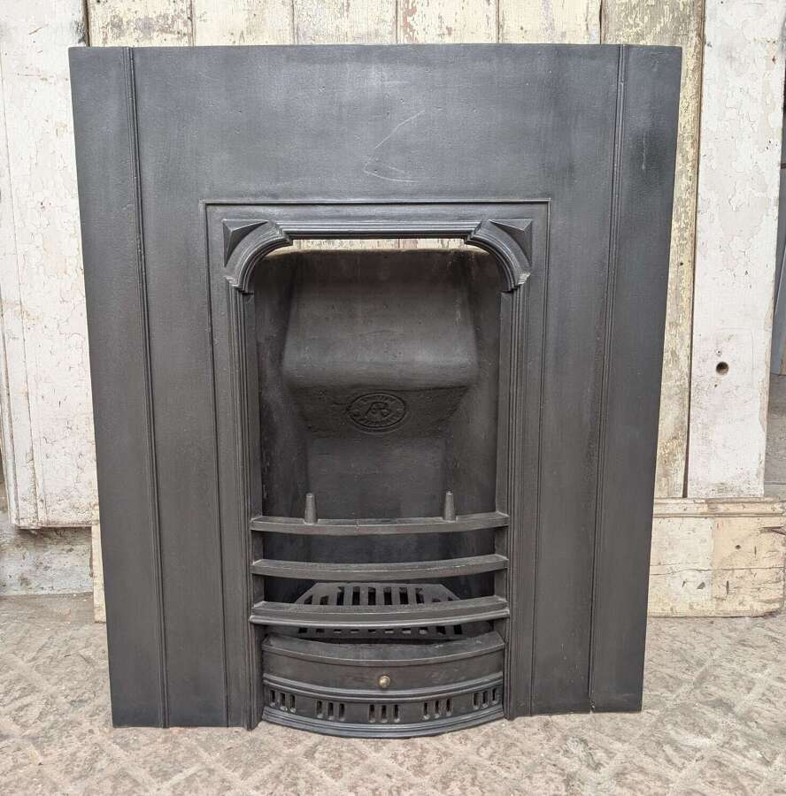 FI0124 A RECLAIMED FRENCH GOTHIC CAST IRON FIRE INSERT WITH BACK & STOOL C.1880